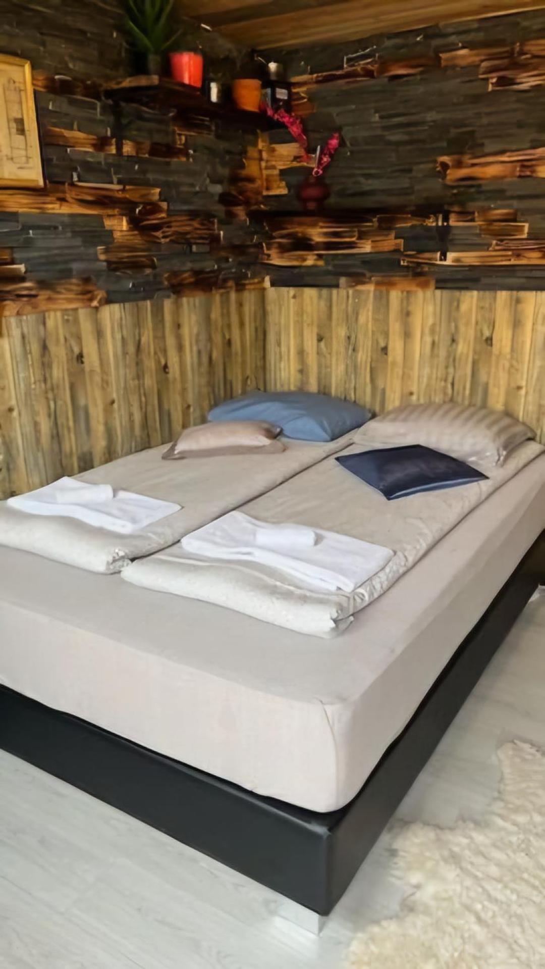 Hunters Little House Villa Gardur Ngoại thất bức ảnh